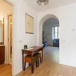Garibaldi & Isola District Functional Apartment